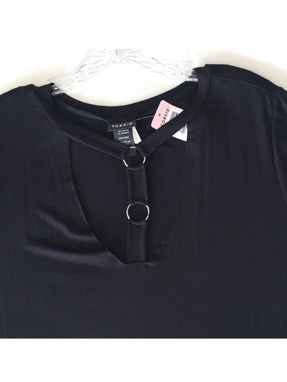NEW! TORRID D-Ring Cutout Tee, Black, Sexy, Size 1X, NWT, GORGEOUS